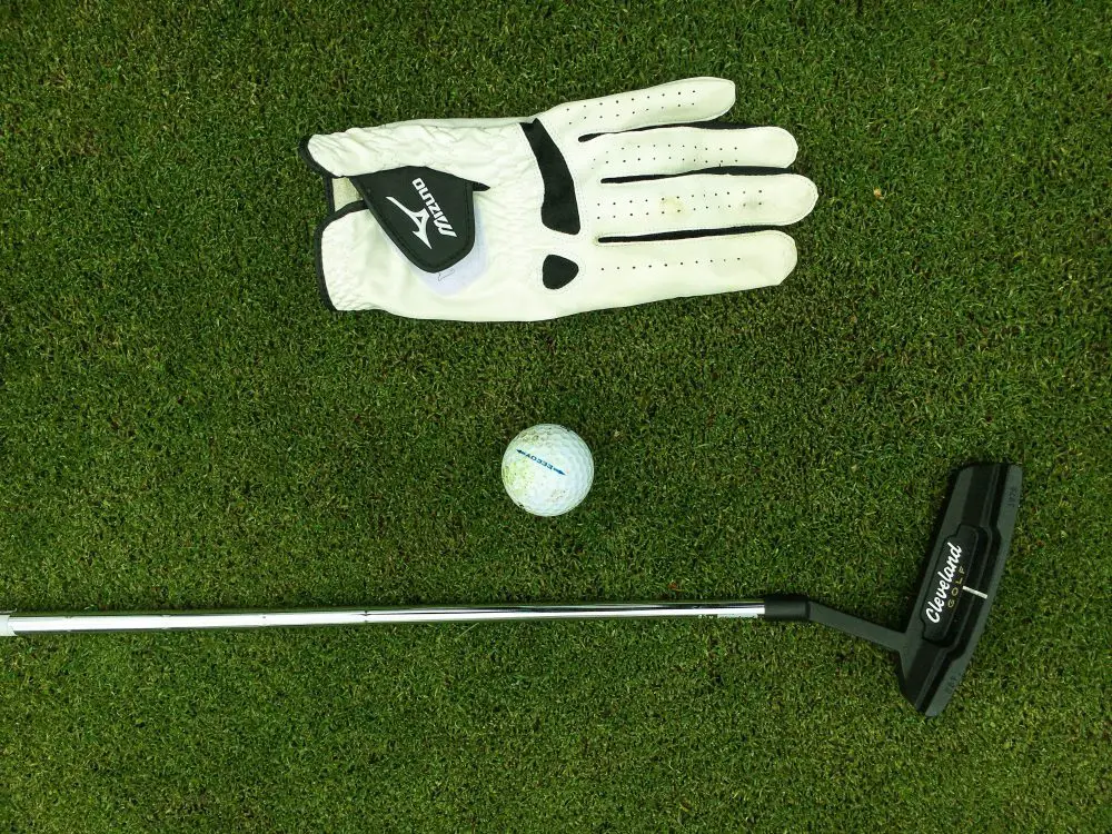 an in-depth review of the best Mizuno golf gloves of 2018.