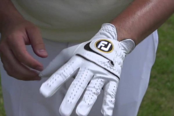 an in-depth review of the best FootJoy gloves of 2018.