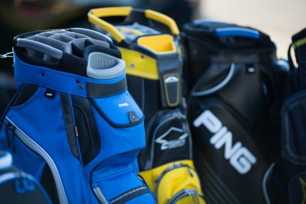 an in-depth review of the best golf-cart bags