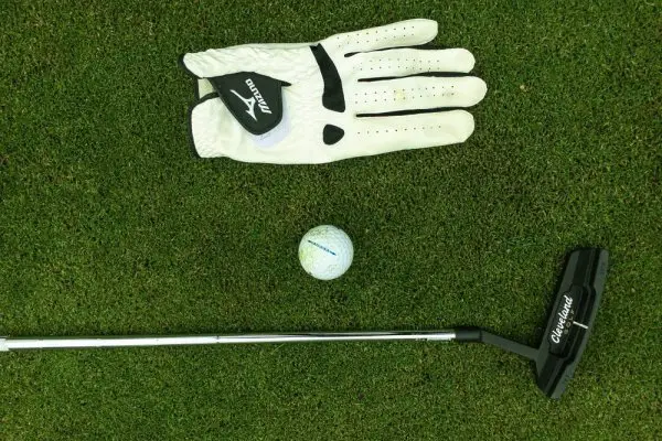 an in-depth review of the best Mizuno golf gloves of 2018.